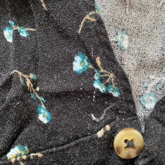 Wild Fable Peplum Floral Button Blouse | Black | XS - Picture 8 of 11